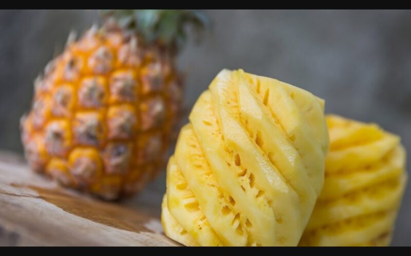 Pineapple nutrition and weight loss